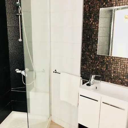 Apartment Just For Young And Fun *