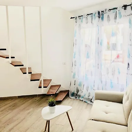 Just For Young And Fun Apartment *